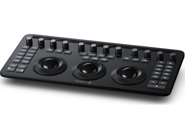 Blackmagic Blackmagic Design Davinci Resolve Micro Color Panel  9338716008760