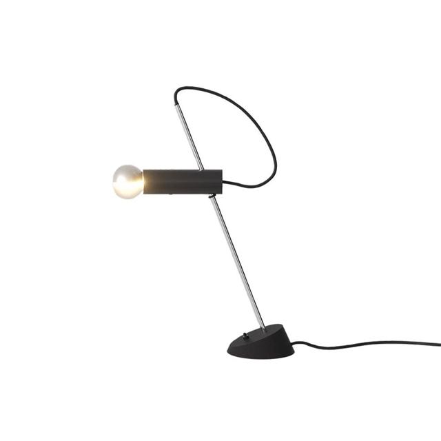 Astep Model 566 Bordlampe Sort  5714056000819
