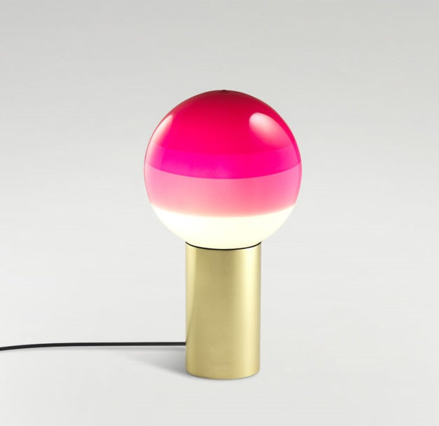 Dipping Light Bordlampe Marset Messing Pink