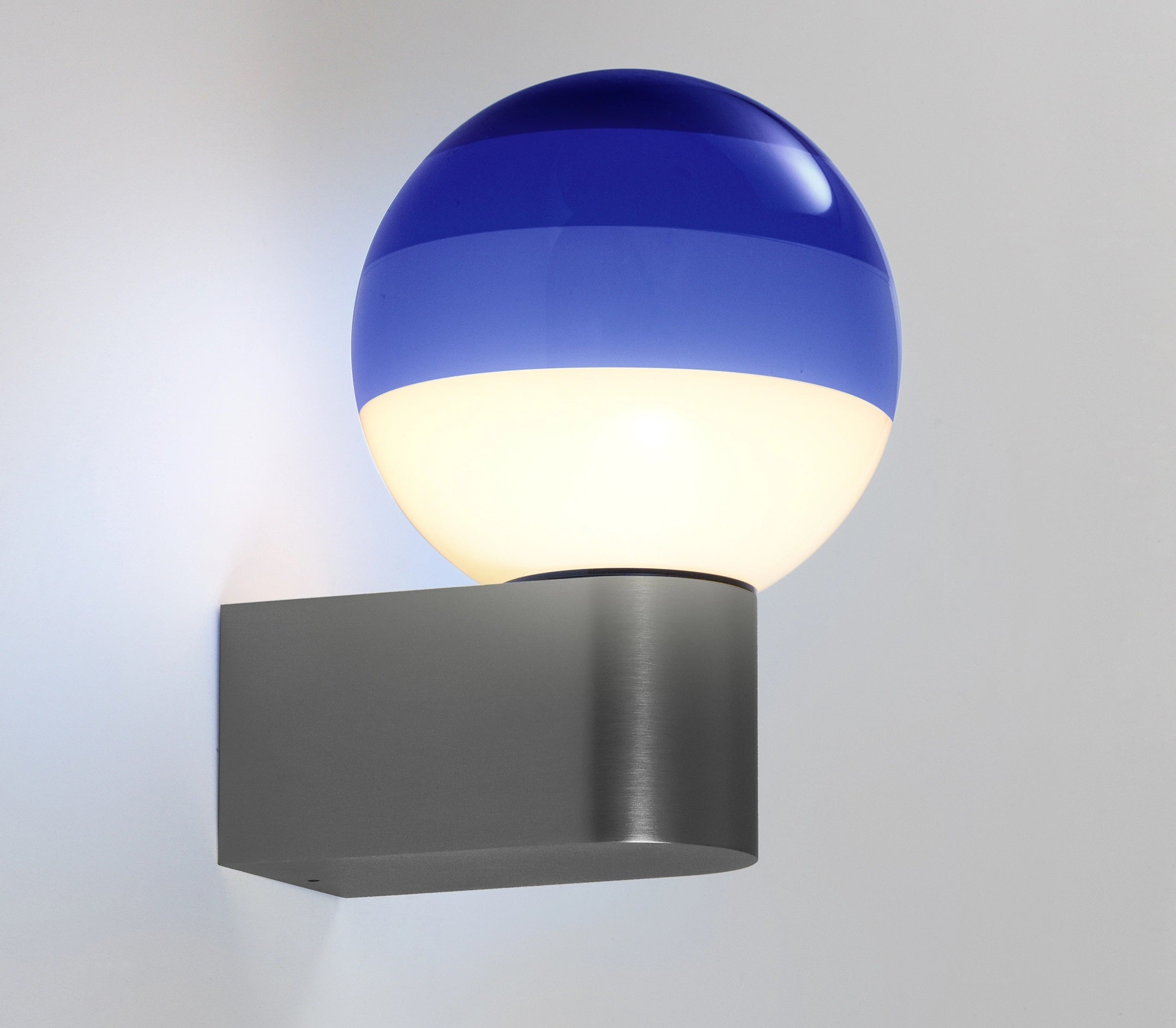 Dipping Light Væglampe Marset Grafit Blå