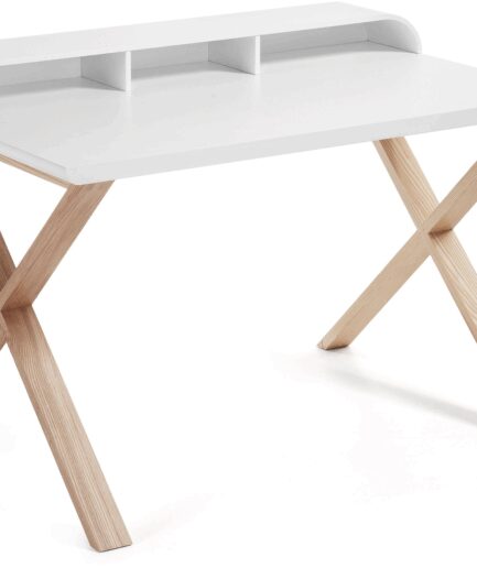 Skrivebord Working Fra Kave Home Nordisk Moderne Design Med Hvid Bordplade Asketræsben Integreret Hylde  8433840244501